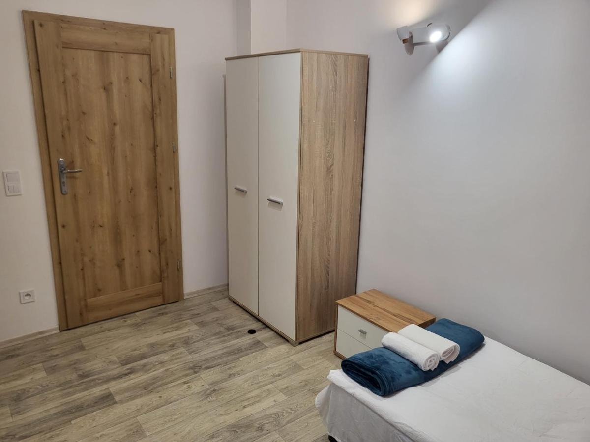 Noclegi Miedzy Parkami Milicz Exterior foto