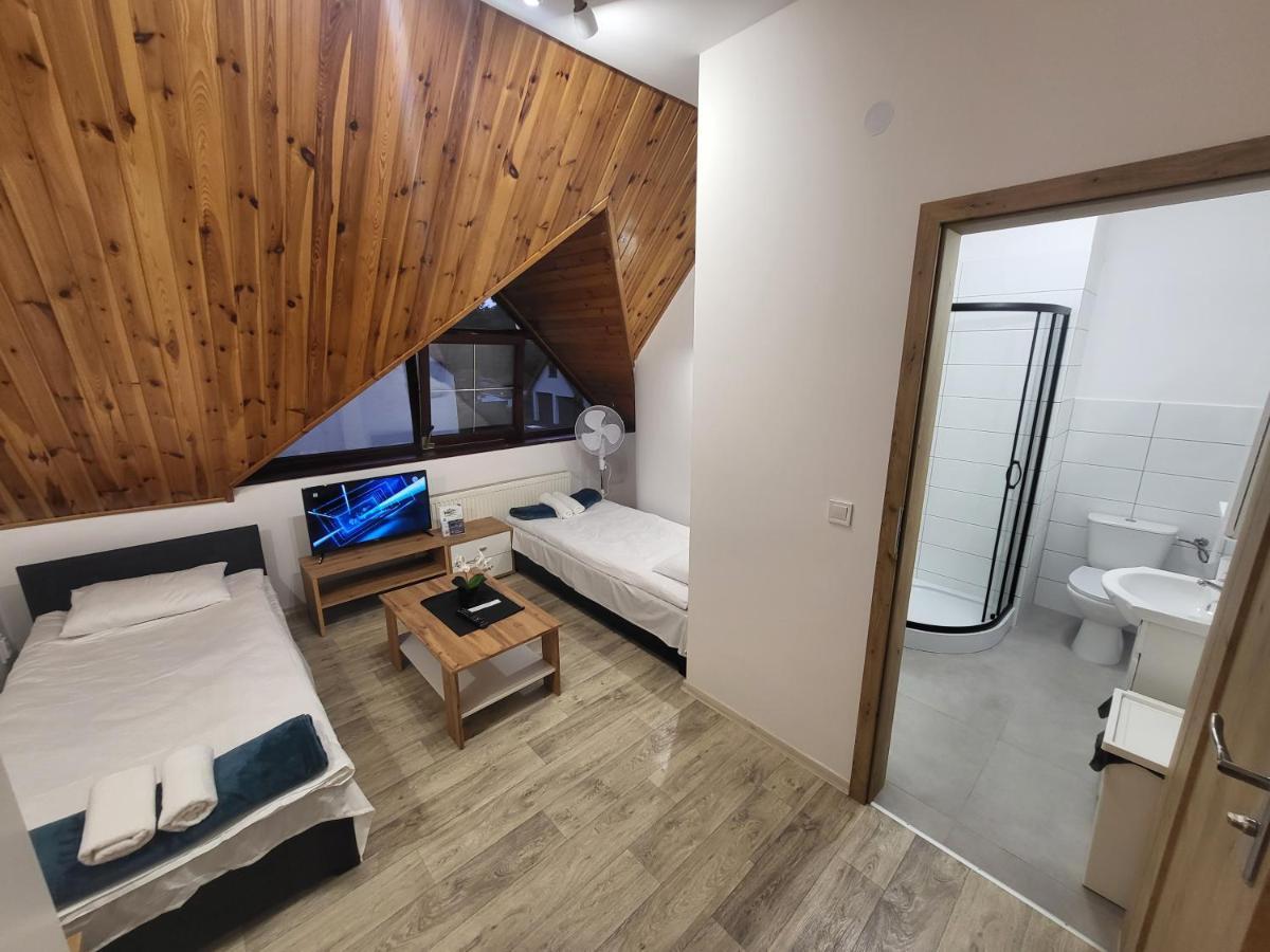 Noclegi Miedzy Parkami Milicz Exterior foto
