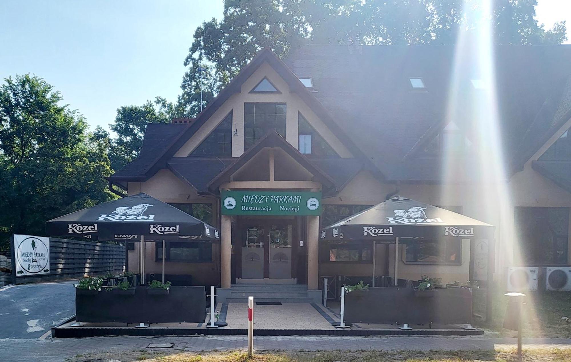 Noclegi Miedzy Parkami Milicz Exterior foto
